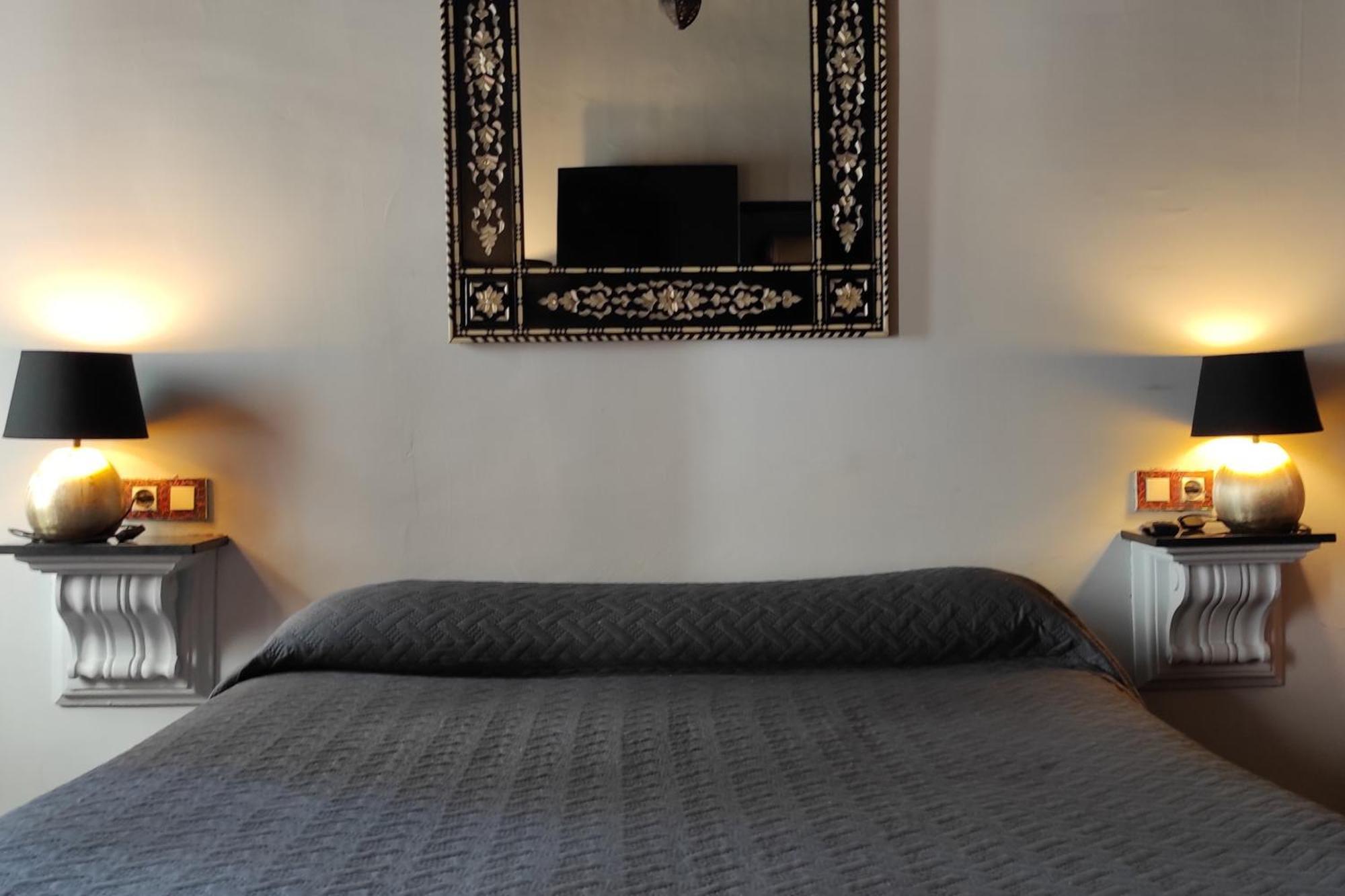 Hotel La Boheme Caceres Bagian luar foto