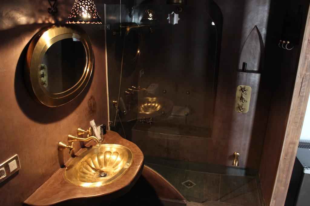 Hotel La Boheme Caceres Ruang foto