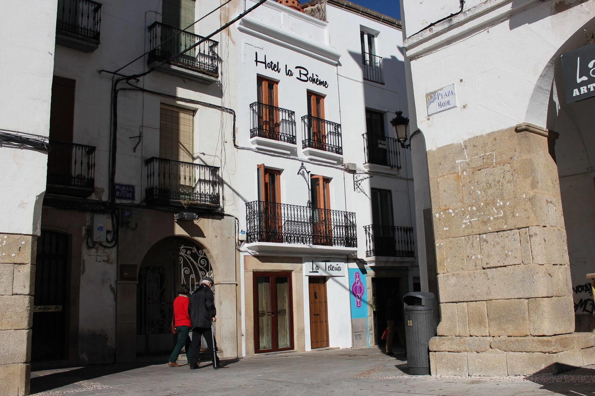 Hotel La Boheme Caceres Bagian luar foto