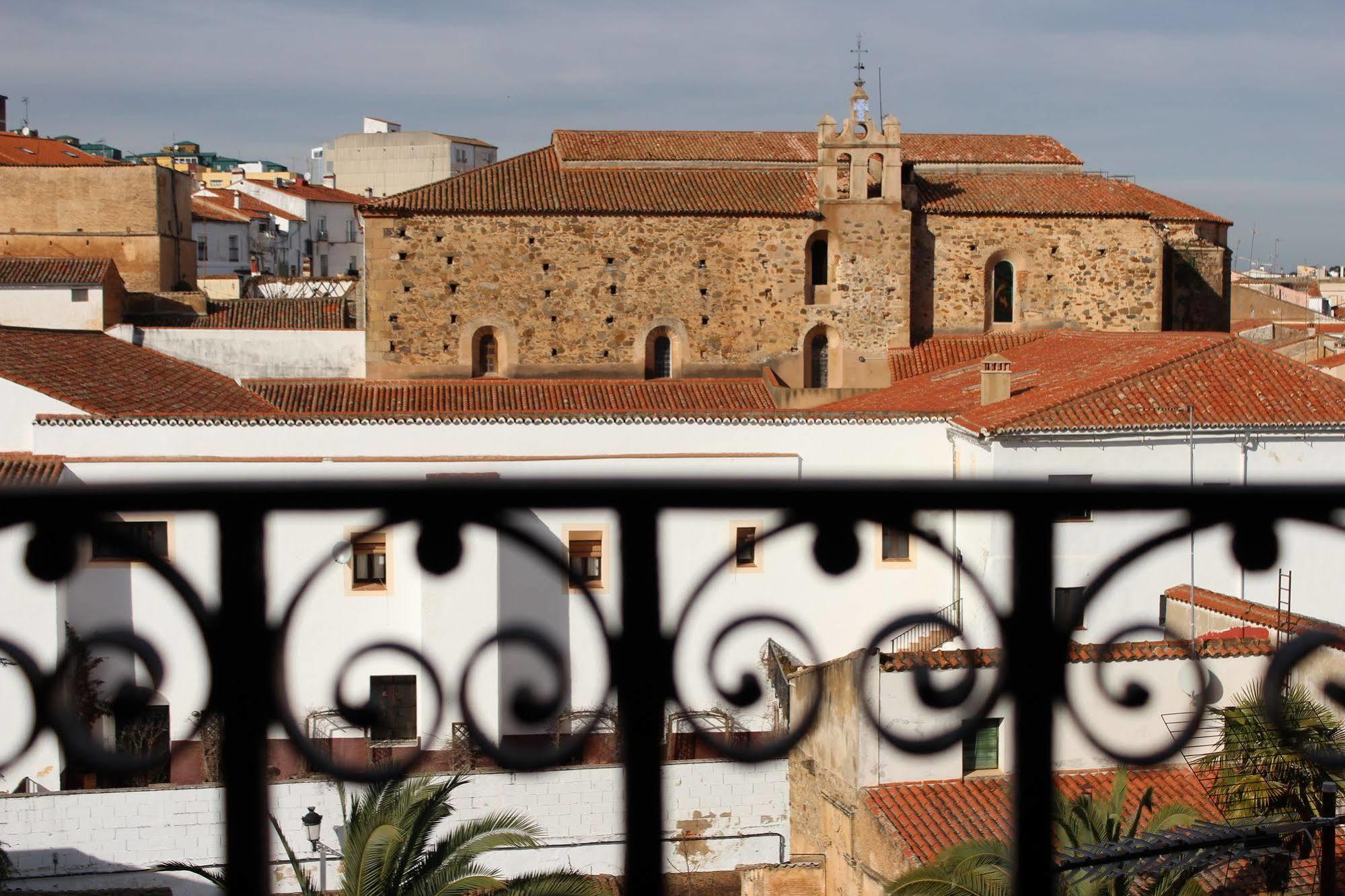 Hotel La Boheme Caceres Bagian luar foto