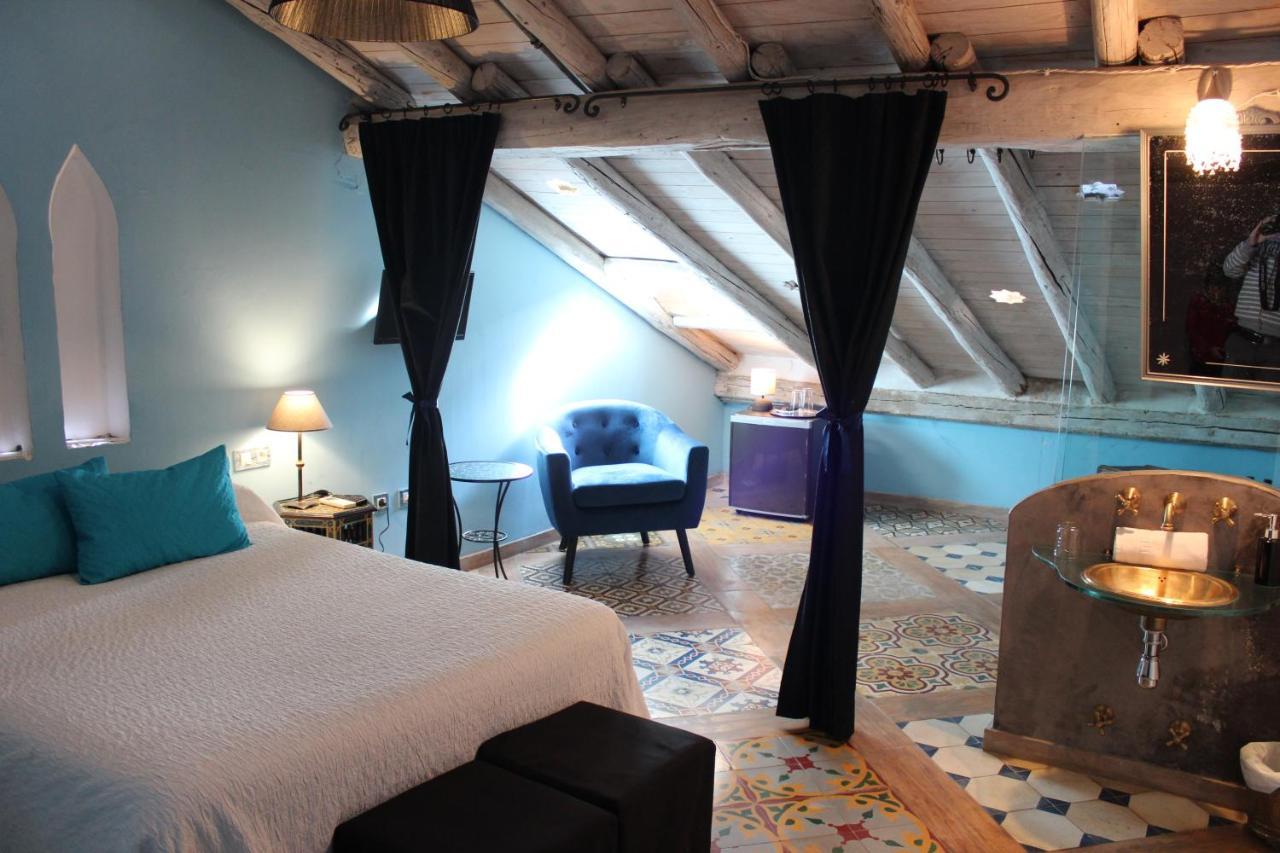 Hotel La Boheme Caceres Bagian luar foto