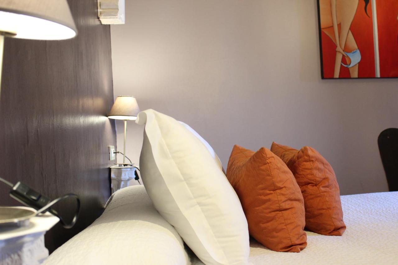 Hotel La Boheme Caceres Bagian luar foto